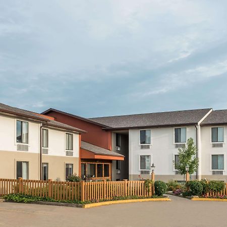 Super 8 By Wyndham Columbia Clark Lane Hotel Ngoại thất bức ảnh