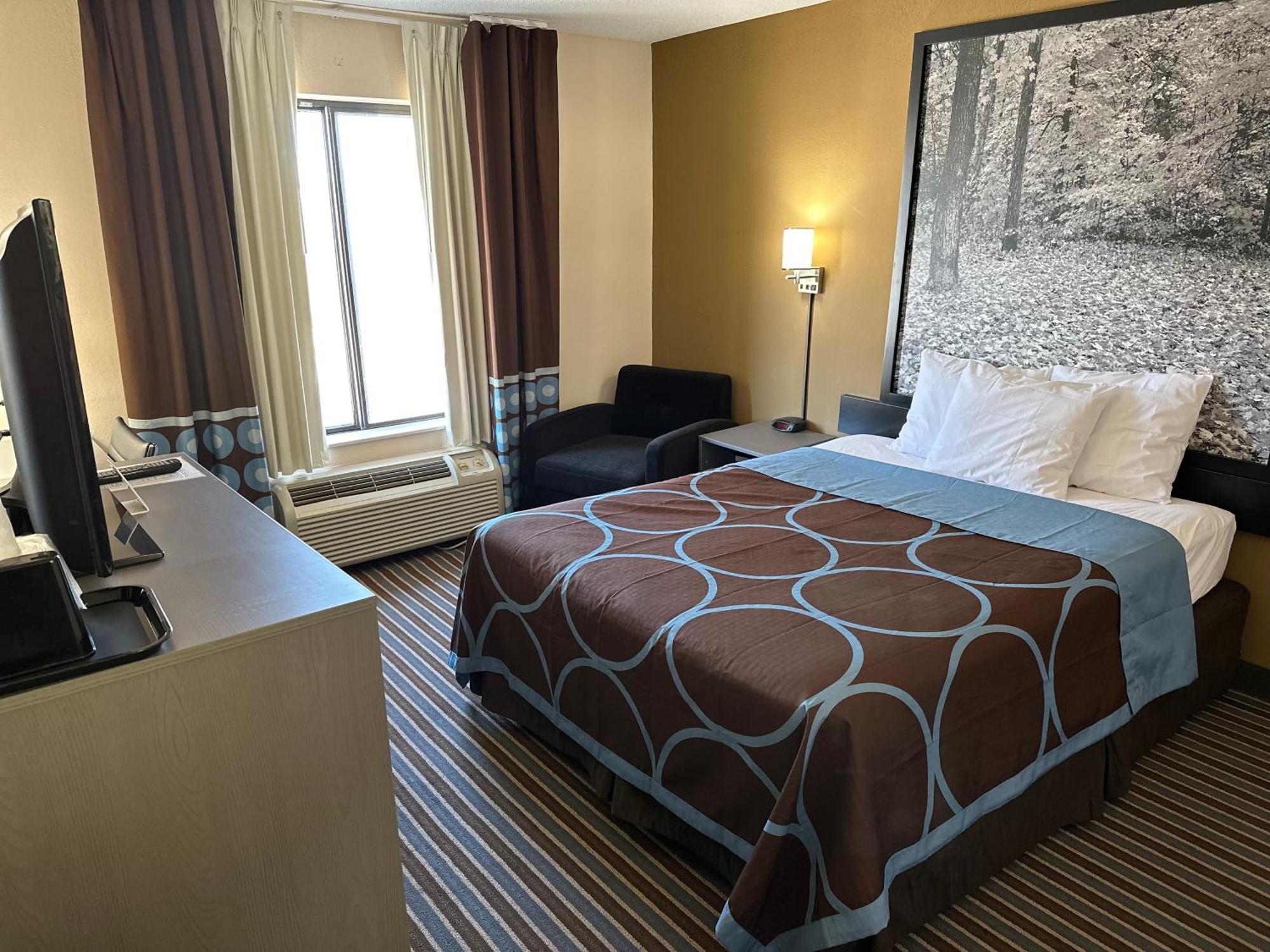 Super 8 By Wyndham Columbia Clark Lane Hotel Ngoại thất bức ảnh