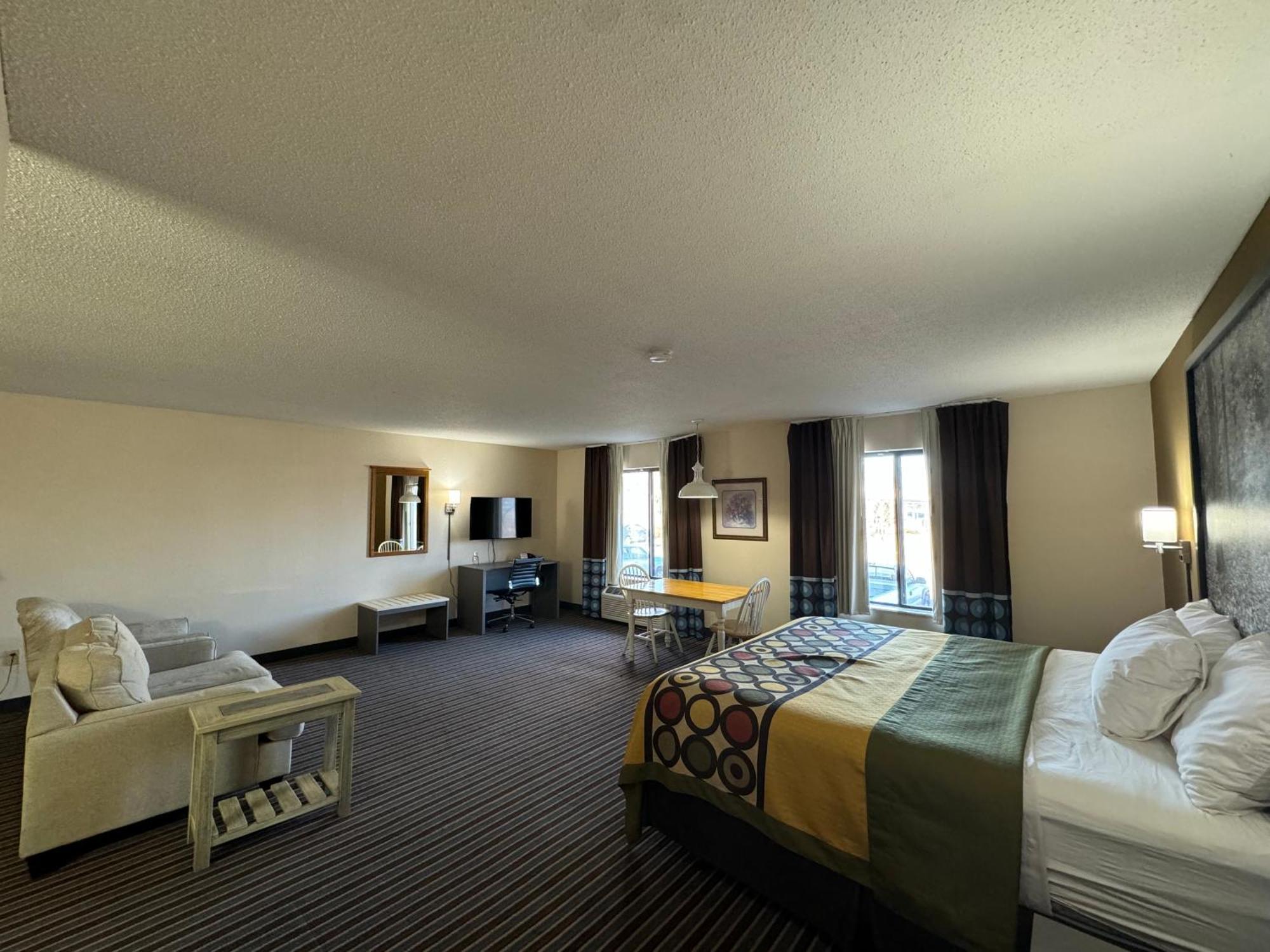 Super 8 By Wyndham Columbia Clark Lane Hotel Ngoại thất bức ảnh